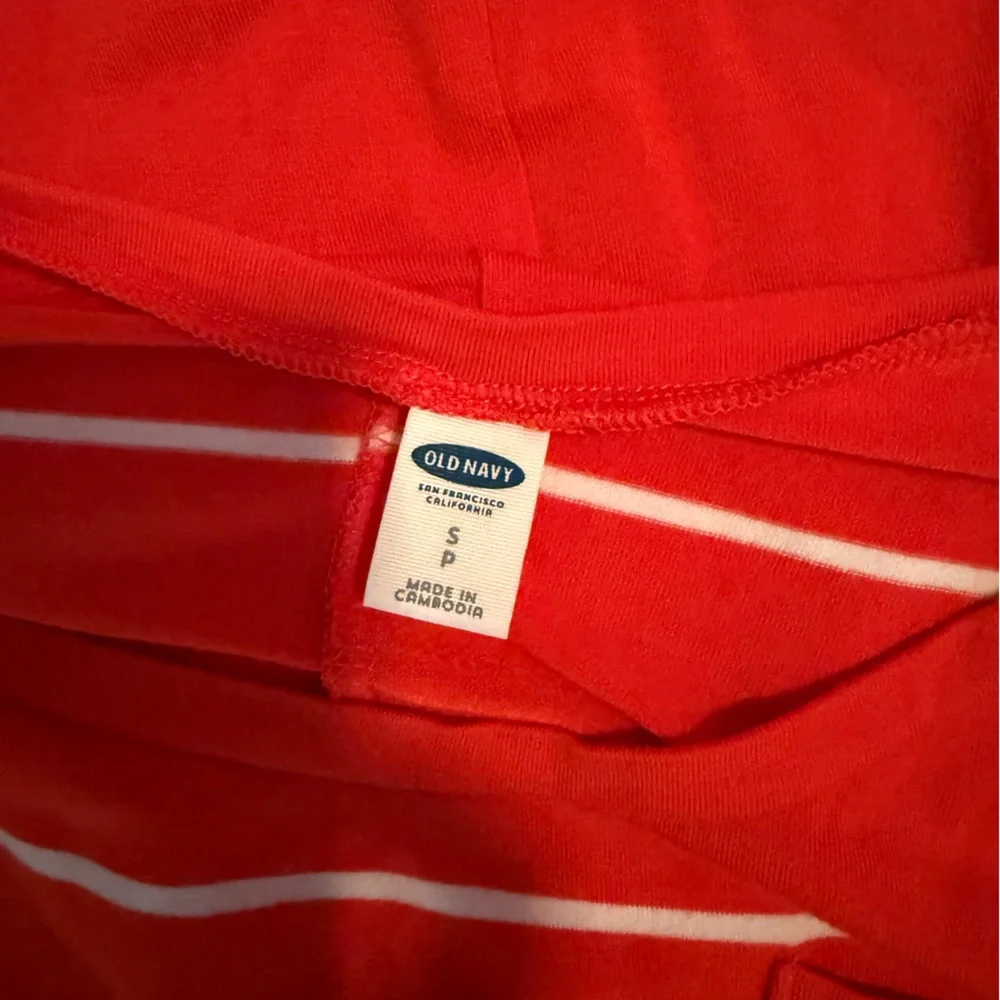 Old Navy Red and White Striped Maxi Dress - Picture 4 of 4
